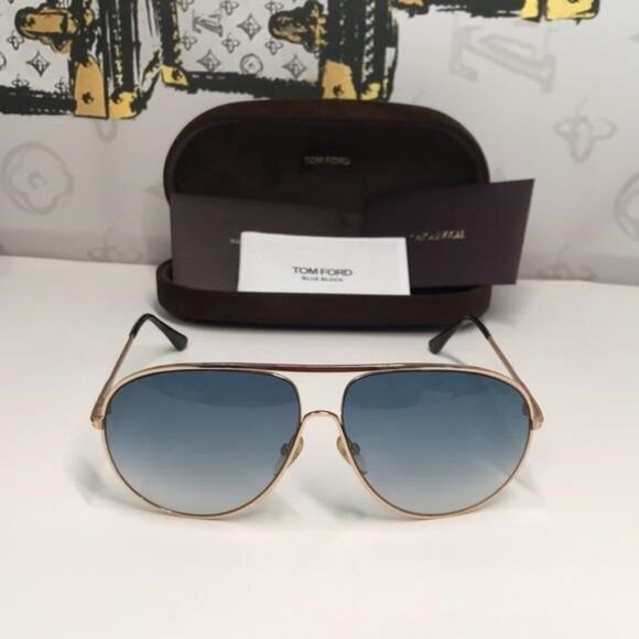 Tom Ford TF450 28P “Cliff” Aviator Sunglasses – Rose Gold / Gradient Blue - Picture 4 of 11